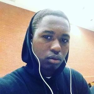 Meet your Posher, Donyelle